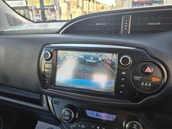 TOYOTA YARIS AUTOMATIC 1.5 VVT-h Excel Hatchback 5dr Petrol Hybrid E-CVT Euro