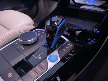 BMW IX3 80kWh M Sport Pro SUV 5dr Electric Auto (286 ps)