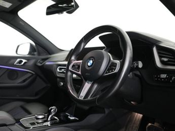 BMW 1 SERIES 1.5 118i M Sport (LCP) Hatchback 5dr Petrol DCT Euro 6 (s/s) (13