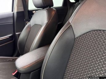 KIA CEED 1.5 T-GDi 3 Hatchback 5dr Petrol DCT Euro 6 (s/s) (158 bhp)