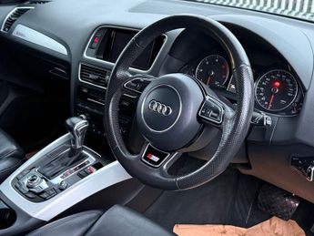 AUDI Q5 2.0 TDI S line Plus SUV 5dr Diesel S Tronic quattro Euro 6 (s/s)