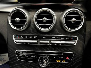 MERCEDES-BENZ C-CLASS 2.1 C220d AMG Line Saloon 4 Door Diesel Automatic Grey G-Tronic+