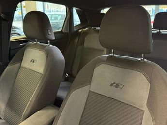 VOLKSWAGEN POLO 1.0 TSI GPF R-Line Hatchback 5dr Petrol DSG Euro 6 (s/s) (115 ps