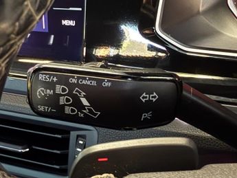 VOLKSWAGEN POLO 1.0 TSI GPF R-Line Hatchback 5dr Petrol DSG Euro 6 (s/s) (115 ps