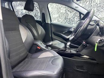 PEUGEOT 2008 1.2 PureTech Allure SUV 5dr Petrol Manual Euro 6 (s/s) (110 ps)