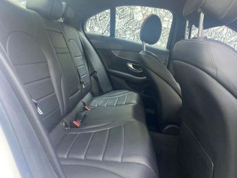 MERCEDES-BENZ C-CLASS 2.1 C250d AMG Line Saloon 4dr Diesel 7G-Tronic+ Euro 6 (s/s) (20