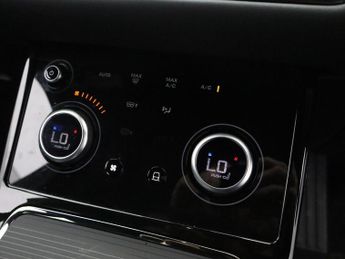 LAND ROVER RANGE ROVER EVOQUE 1.5 P300e 12.2kWh R-Dynamic SE SUV 5dr Petrol Plug-in Hybrid Aut