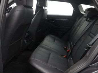 LAND ROVER RANGE ROVER EVOQUE 1.5 P300e 12.2kWh R-Dynamic SE SUV 5dr Petrol Plug-in Hybrid Aut