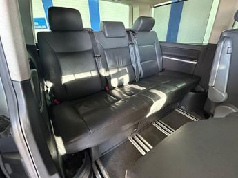 VOLKSWAGEN CARAVELLE 2.0 EXECUTIVE TDI 5d 177 BHP