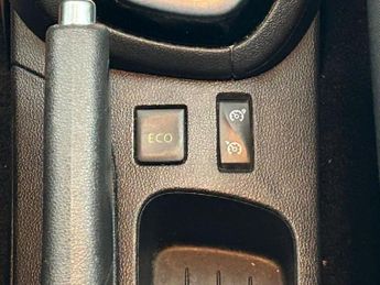 RENAULT CLIO 1.5 DYNAMIQUE S NAV DCI 5d 89 BHP