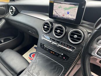 MERCEDES-BENZ GLC 2.1 GLC250d AMG Line SUV 5dr Diesel G-Tronic 4MATIC Euro 6 (s/s)