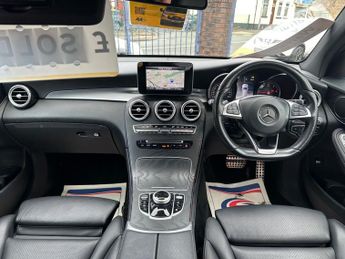 MERCEDES-BENZ GLC 2.1 GLC250d AMG Line SUV 5dr Diesel G-Tronic 4MATIC Euro 6 (s/s)