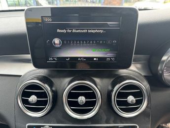 MERCEDES-BENZ GLC 2.1 GLC250d AMG Line SUV 5dr Diesel G-Tronic 4MATIC Euro 6 (s/s)