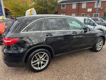 MERCEDES-BENZ GLC 2.1 GLC250d AMG Line SUV 5dr Diesel G-Tronic 4MATIC Euro 6 (s/s)