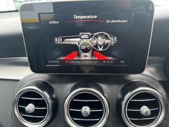 MERCEDES-BENZ GLC 2.1 GLC250d AMG Line SUV 5dr Diesel G-Tronic 4MATIC Euro 6 (s/s)