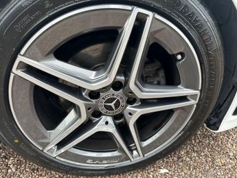 MERCEDES-BENZ A-CLASS 1.3 A180 AMG Line (Premium Plus 2) Hatchback 5dr Petrol 7G-DCT E