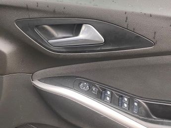 VAUXHALL GRANDLAND X 1.5 Turbo D BlueInjection SE SUV 5dr Diesel Manual Euro 6 (s/s) 