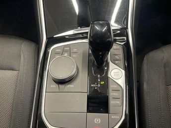 BMW 3 SERIES 2.0 330e 12kWh SE Pro Saloon 4dr Petrol Plug-in Hybrid Auto Euro