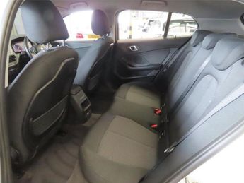 BMW 1 SERIES 1.5 118i SE (LCP) Hatchback 5dr Petrol DCT Euro 6 (s/s) (136 ps)