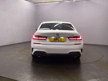 BMW 3 SERIES 2.0 320i M Sport Saloon 4dr Petrol Auto Euro 6 (s/s) (184 ps)