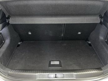 VAUXHALL MOKKA ELECTRIC 50kWh Ultimate SUV 5dr Electric Auto (136 ps)