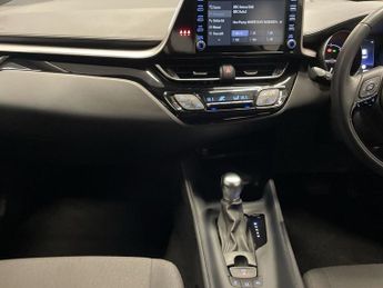 TOYOTA C-HR 1.8 VVT-h GPF Icon SUV 5dr Petrol Hybrid CVT Euro 6 (s/s) (122 p