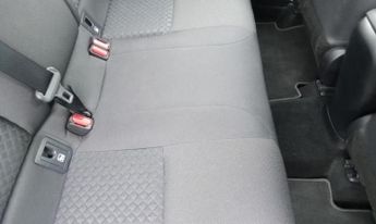 TOYOTA C-HR 1.8 VVT-h GPF Icon SUV 5dr Petrol Hybrid CVT Euro 6 (s/s) (122 p