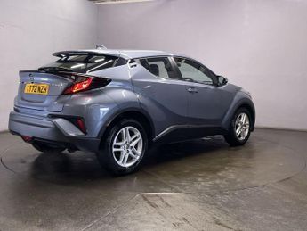 TOYOTA C-HR 1.8 VVT-h GPF Icon SUV 5dr Petrol Hybrid CVT Euro 6 (s/s) (122 p