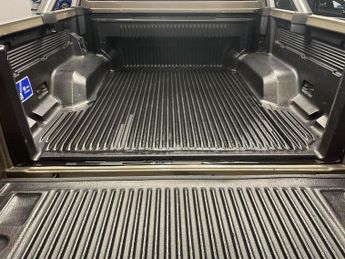 FORD RANGER 2.0 EcoBlue Limited Pickup Double Cab 4dr Diesel Auto 4WD Euro 6