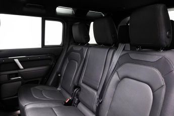 LAND ROVER DEFENDER 110 3.0 D300 MHEV X-Dynamic HSE SUV 5dr Diesel Auto 4WD Euro 6 (s/s)