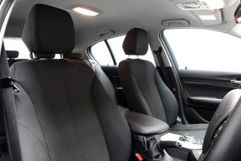 BMW 1 SERIES 1.5 118i SE Business Hatchback 5dr Petrol Auto Euro 6 (s/s) (136