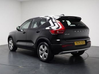 VOLVO XC40 1.5 T3 Momentum SUV 5dr Petrol Auto Euro 6 (s/s) (163 ps)