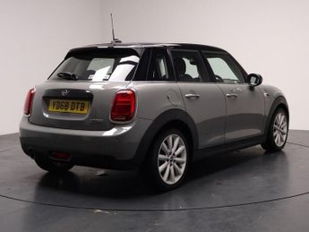 MINI HATCH 1.5 Cooper Classic Hatchback 5dr Petrol Steptronic Euro 6 (s/s) 