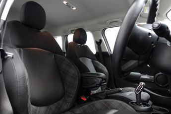MINI HATCH 1.5 Cooper Classic Hatchback 5dr Petrol Steptronic Euro 6 (s/s) 