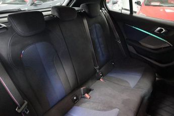 BMW 1 SERIES 2.0 M135i Hatchback 5dr Petrol Auto xDrive Euro 6 (s/s) (306 ps)