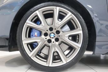 BMW 1 SERIES 2.0 M135i Hatchback 5dr Petrol Auto xDrive Euro 6 (s/s) (306 ps)