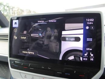 VOLKSWAGEN ID. BUZZ Pro 77kWh Style MPV 5dr Electric Auto (204 ps)