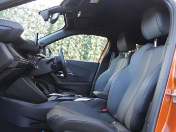 PEUGEOT E-2008 50kWh GT SUV 5dr Electric Auto (7kW Charger) (136 ps)
