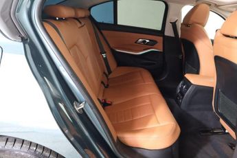 BMW 3 SERIES 2.0 330e 12kWh Sport Pro Auto Euro 6 (s/s) 4dr