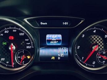 MERCEDES-BENZ A-CLASS 2.1 A200d AMG Line (Premium Plus) Hatchback 5dr Diesel 7G-DCT Eu