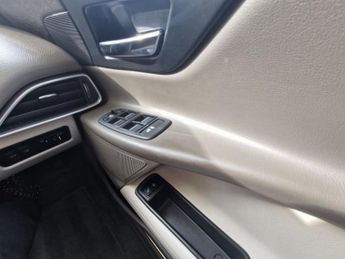 JAGUAR XE 2.0d Prestige Saloon 4dr Diesel Auto Euro 6 (s/s) (180 ps)