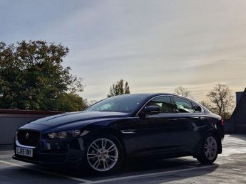 JAGUAR XE 2.0d Prestige Saloon 4dr Diesel Auto Euro 6 (s/s) (180 ps)