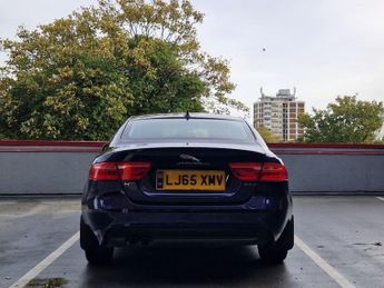 JAGUAR XE 2.0d Prestige Saloon 4dr Diesel Auto Euro 6 (s/s) (180 ps)