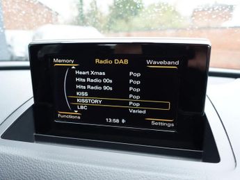 AUDI Q3 2.0 TDI S line Edition SUV 5dr Diesel S Tronic quattro Euro 6 (s