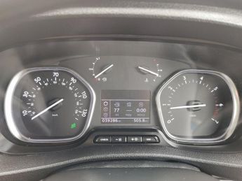 VAUXHALL VIVARO 1.5 Turbo D 2900 Dynamic Panel Van 6dr Diesel Manual L2 H1 Euro