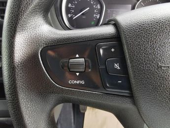 VAUXHALL VIVARO 1.5 Turbo D 2900 Dynamic Panel Van 6dr Diesel Manual L2 H1 Euro 