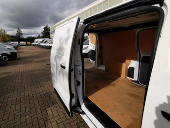 VAUXHALL VIVARO 1.5 Turbo D 2900 Dynamic Panel Van 6dr Diesel Manual L2 H1 Euro 