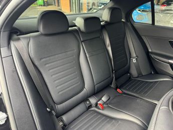 MERCEDES-BENZ C-CLASS 2.0 C220dh MHEV AMG Line (Premium) Saloon 4dr Diesel Hybrid G-Tr