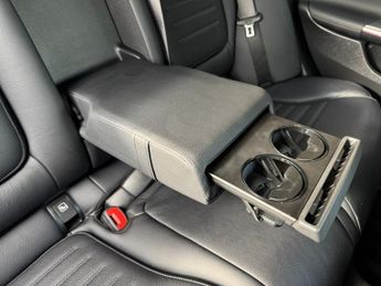 MERCEDES-BENZ C-CLASS 2.0 C220dh MHEV AMG Line (Premium) Saloon 4dr Diesel Hybrid G-Tr