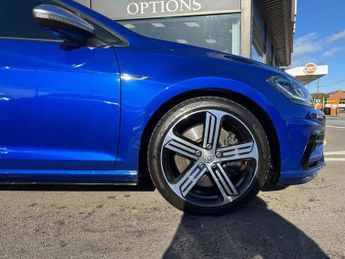 VOLKSWAGEN GOLF 2.0 TSI R Hatchback 5dr Petrol DSG 4Motion Euro 6 (s/s) (300 ps)